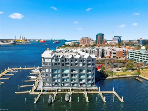40 Rader St #403, Norfolk, VA 23510