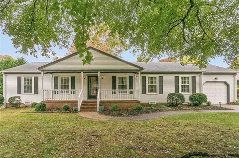 75 Park Hill Cir, Newport News, VA 23602