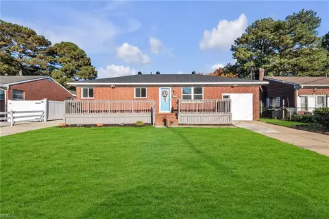 214 Cellardoor Ct, Hampton, VA 23666