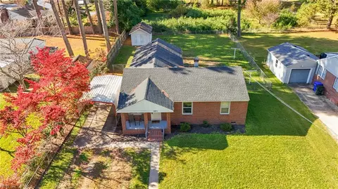 303 Palmyra Dr, Suffolk, VA 23434