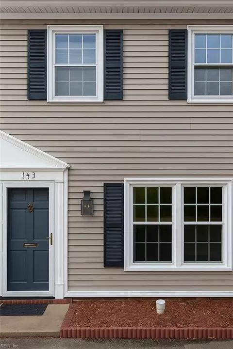 143 Towne Square Dr, Newport News, VA 23607