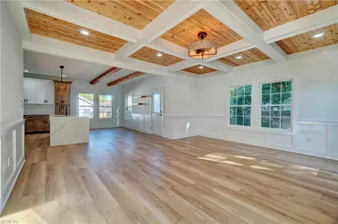 Living - 3818 Shell Rd, Hampton, VA 23669 photo 3 of 4