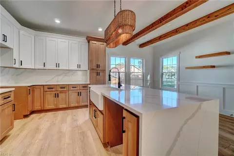 Kitchen - 3818 Shell Rd, Hampton, VA 23669 photo 3 of 5