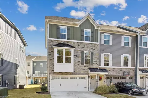 963 Gabion Way, Chesapeake, VA 23323