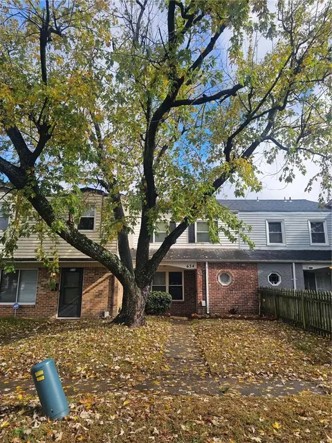 634 Red Horse Ln, Virginia Beach, VA 23462