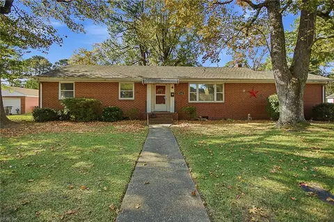 4301 Race St, Portsmouth, VA 23707