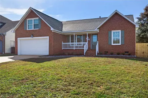 5345 Clubhead Rd, Virginia Beach, VA 23455