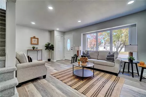 3140 Manatee Dr, Virginia Beach, VA 23464