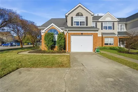2400 Dillingham Rd, Virginia Beach, VA 23456