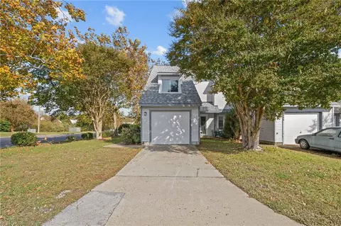 1557 Sword Dancer Dr, Virginia Beach, VA 23454