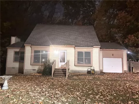 171 King Richard Pl, Newport News, VA 23602