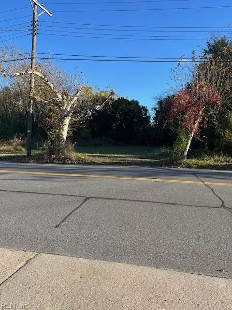 1422 25th St, Newport News, VA 23607