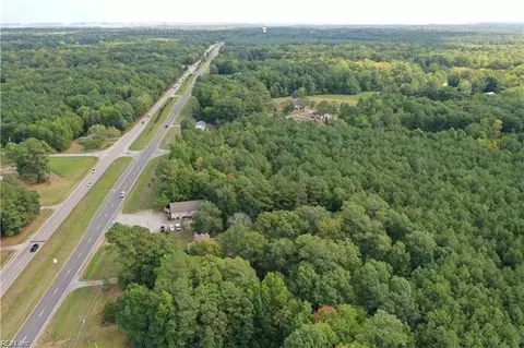 20 Brewers Neck Blvd, Isle Of Wight County, VA 23314