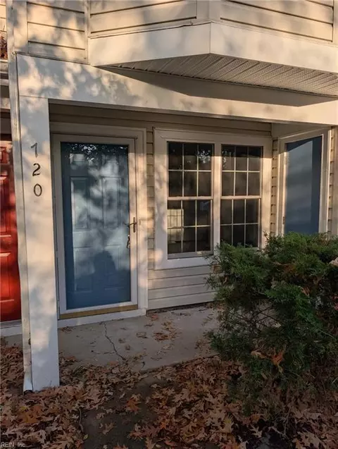 720 Drift Tide Dr, Virginia Beach, VA 23464