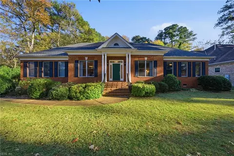 328 Chesopeian Trl, Virginia Beach, VA 23452
