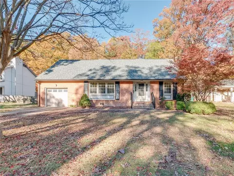 26 Argall Pl, Newport News, VA 23608