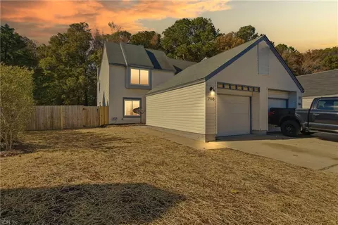 768 Hecate Dr, Virginia Beach, VA 23454