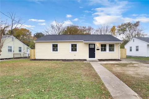 105 Fox Hill Rd, Hampton, VA 23669
