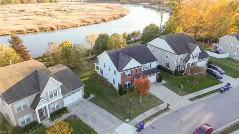 2515 Saint Martin Dr, Suffolk, VA 23434