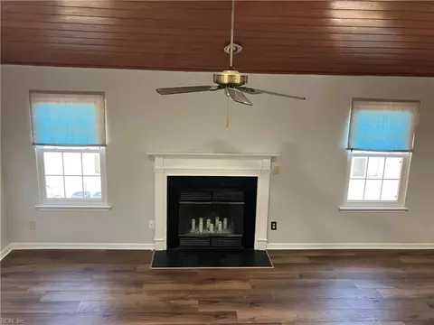 204 Quarter Trl #C, Newport News, VA 23608
