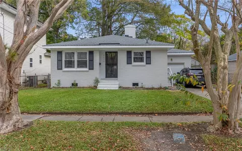 2612 Keller Ave, Norfolk, VA 23509