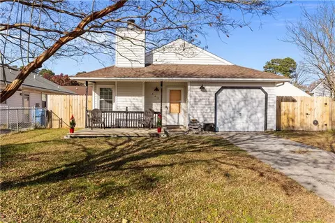 3432 Forest Glen Rd, Virginia Beach, VA 23452