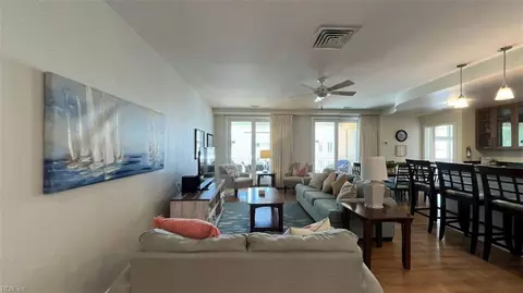 3738 Sandpiper Rd #414B, Virginia Beach, VA 23456