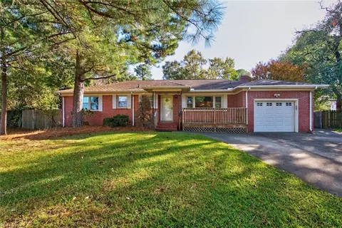 5001 Bliven Ln, Virginia Beach, VA 23455