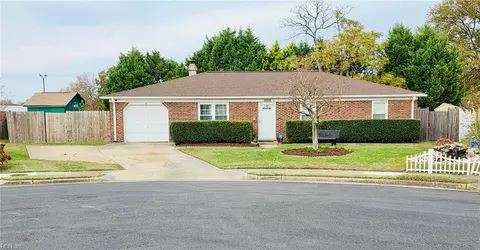 1808 Jay Sykes Ct, Hampton, VA 23663