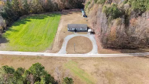 867 Milestown Rd, Emporia, VA 23847