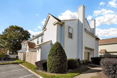4656 Georgetown Pl, Virginia Beach, VA 23455