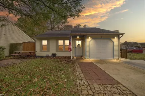 4096 Smokey Lake Dr, Virginia Beach, VA 23462