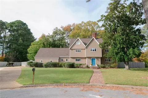 4 Emory Pl, Poquoson, VA 23662