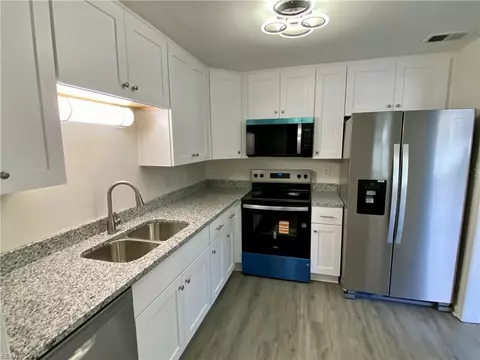 391 Deputy Ln #A, Newport News, VA 23608