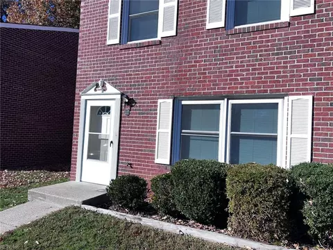 337 Susan Constant Dr, Newport News, VA 23608