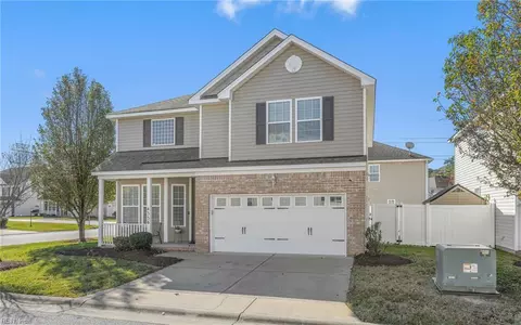 4336 Schooner Trl, Chesapeake, VA 23321