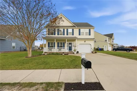 1073 Snead Dr, Suffolk, VA 23434