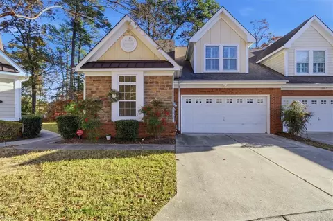5409 Nature Ln, Virginia Beach, VA 23455