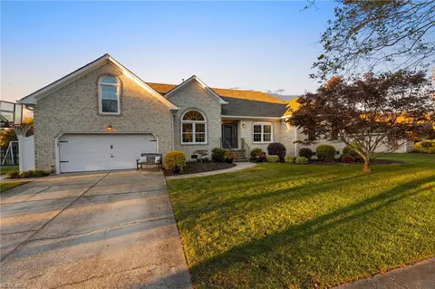 2525 Lower Greens Pl, Virginia Beach, VA 23456
