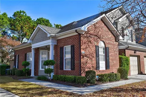 5312 Hayton Way, Virginia Beach, VA 23455