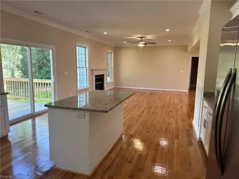 Living - 191 Hall Rd, Hampton, VA 23669 photo 6 of 6