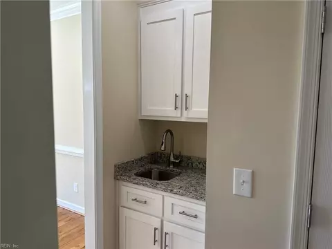 Entry Way - 191 Hall Rd, Hampton, VA 23669 photo 6 of 7