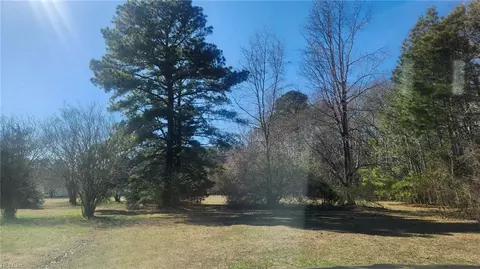 132 Kirby Ln, York County, VA 23693