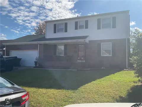 3449 Petunia Cres, Virginia Beach, VA 23453