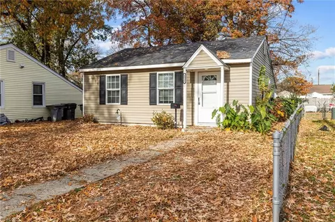 1539 Morgan Dr, Hampton, VA 23663