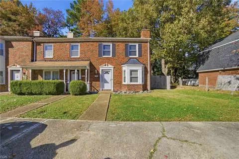 66 King George Quay Quay, Chesapeake, VA 23325