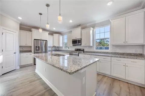 4007 Pleasant Ave, Norfolk, VA 23518