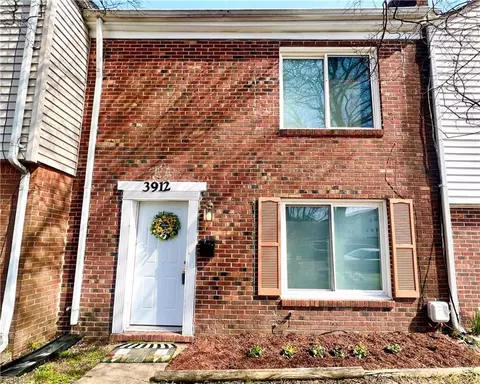 3912 Holly Cove Dr, Chesapeake, VA 23321