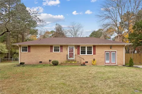 117 Bailey Rd, Yorktown, VA 23692