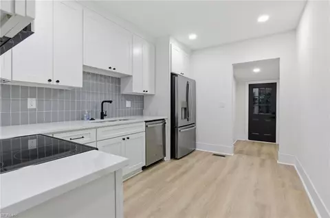 822 W 34th St, Norfolk, VA 23508